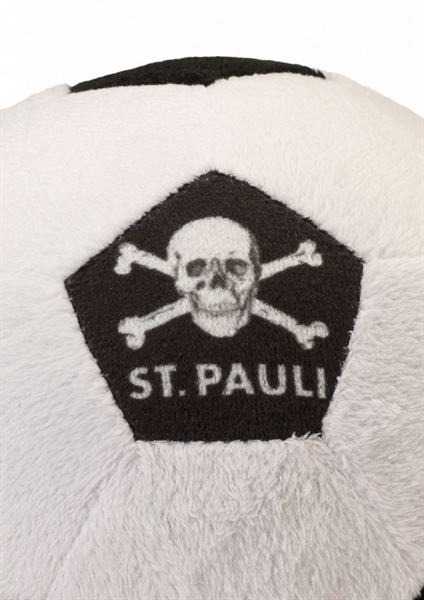 FC St. Pauli - Totenkopf, Pl�schball