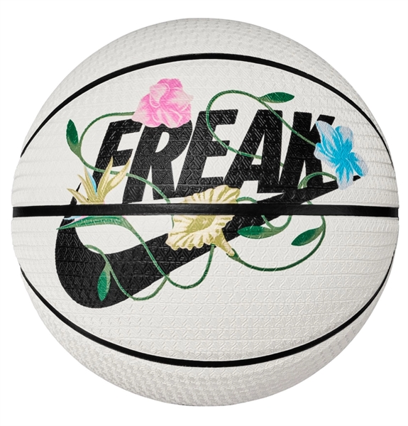 NIKE - Playground 8P 2.0, Basketball